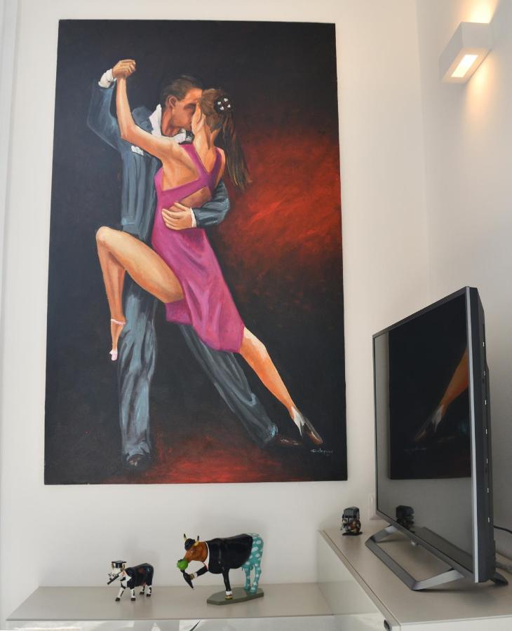 Art View Luxury Apartment บารี ภายนอก รูปภาพ